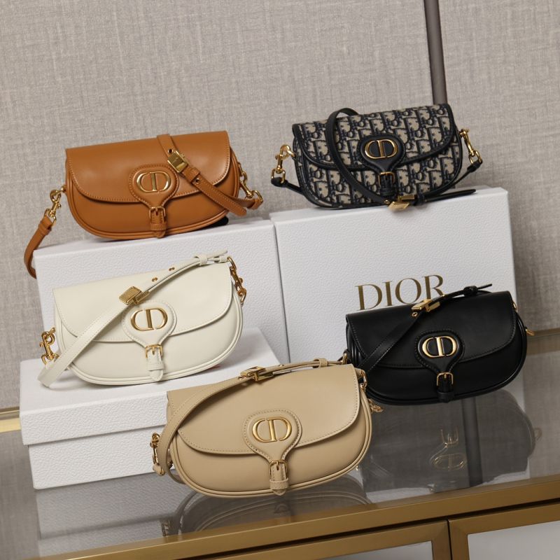 Crescent Bobby Underarm Bag